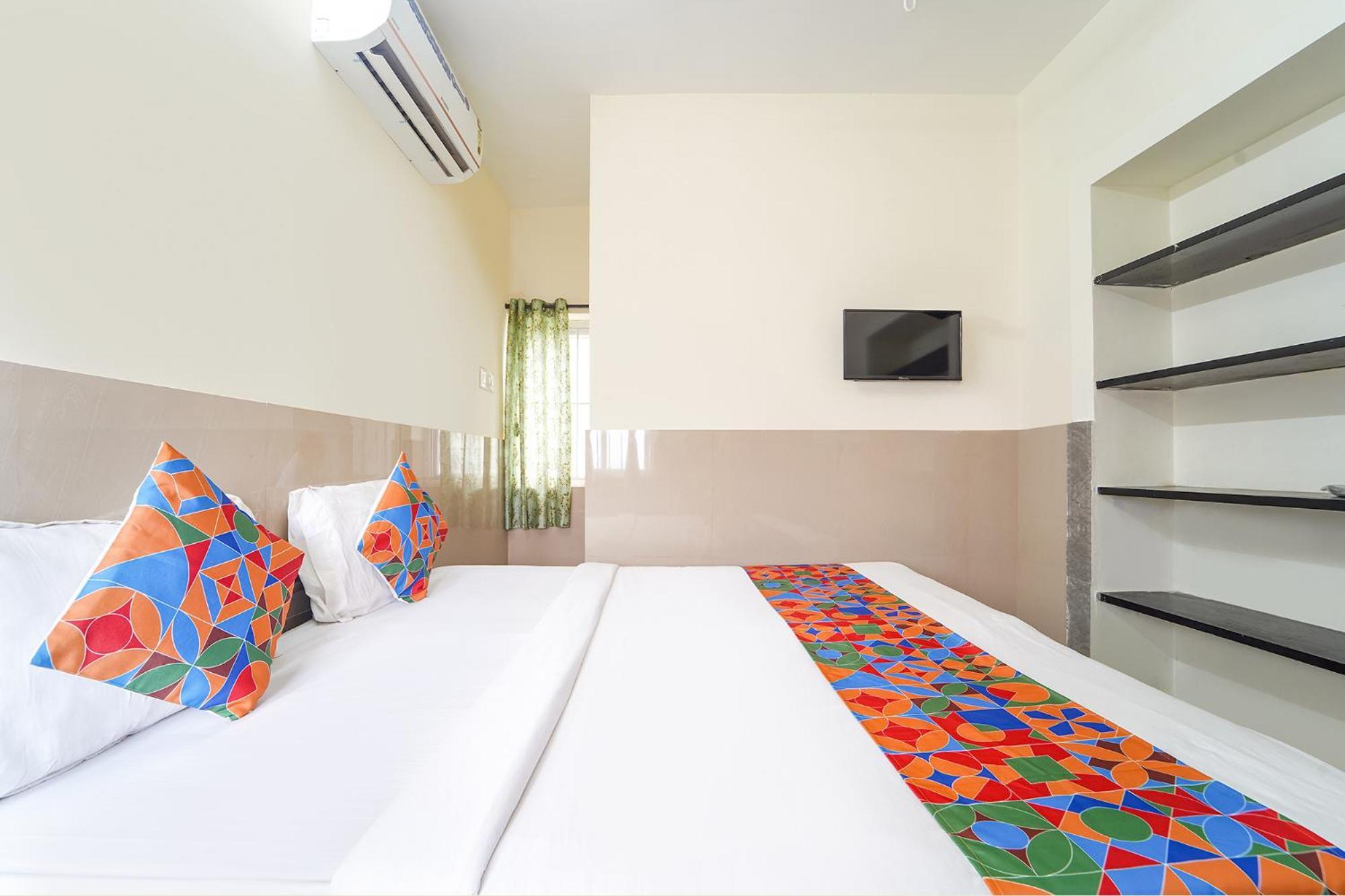 Fabexpress Clover Castle - Nr Coimbatore International Airport エクステリア 写真